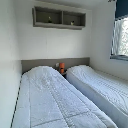 Charming Mobile In Les Mathes, Close To La Palmyre Zoo Feriehus *